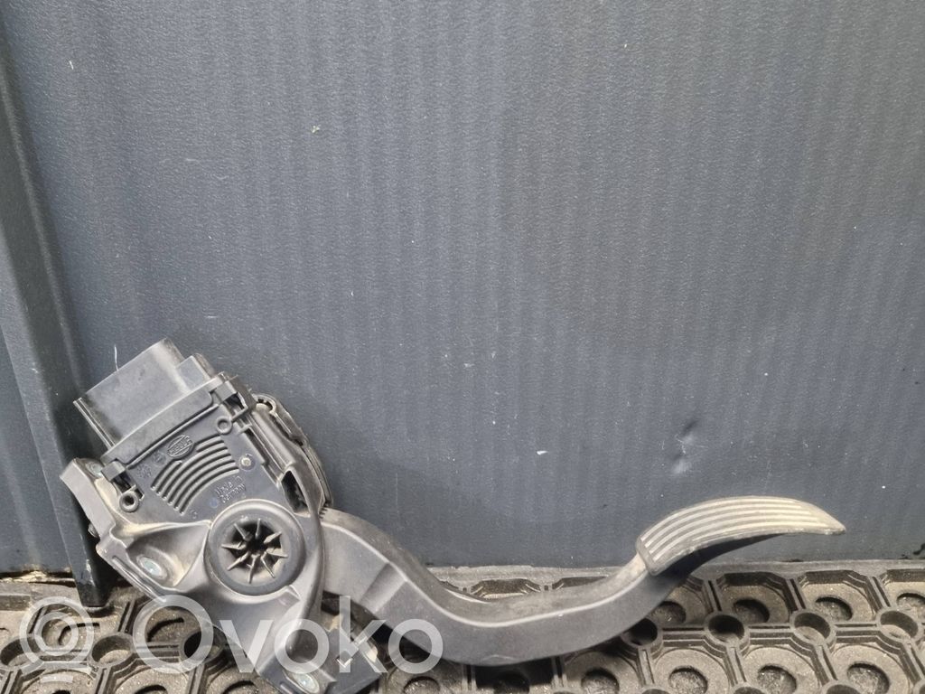 Ford S-MAX Akceleratoriaus pedalas 
