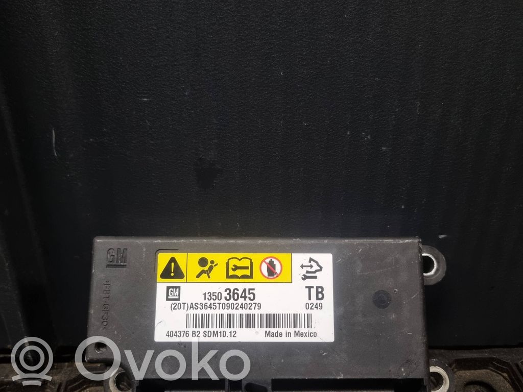 Opel Insignia A Airbag control unit/module 