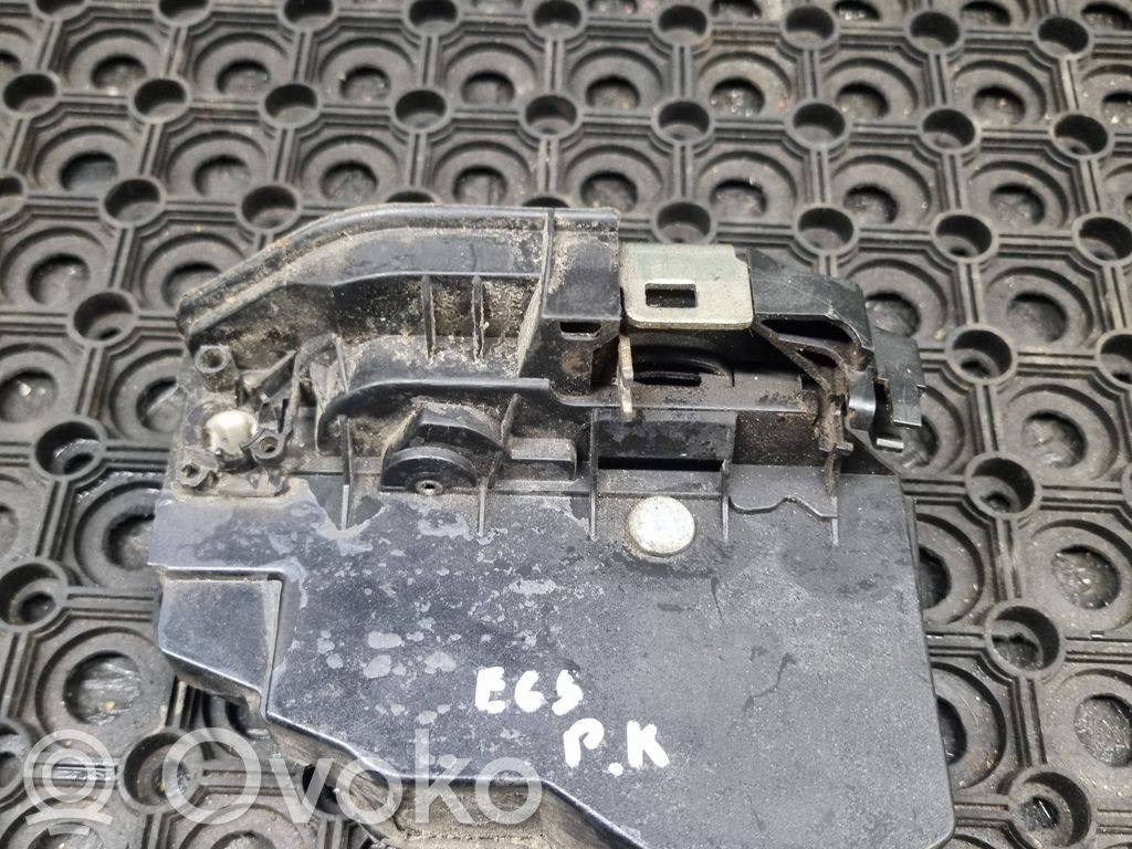 BMW 7 E65 E66 Front door lock 