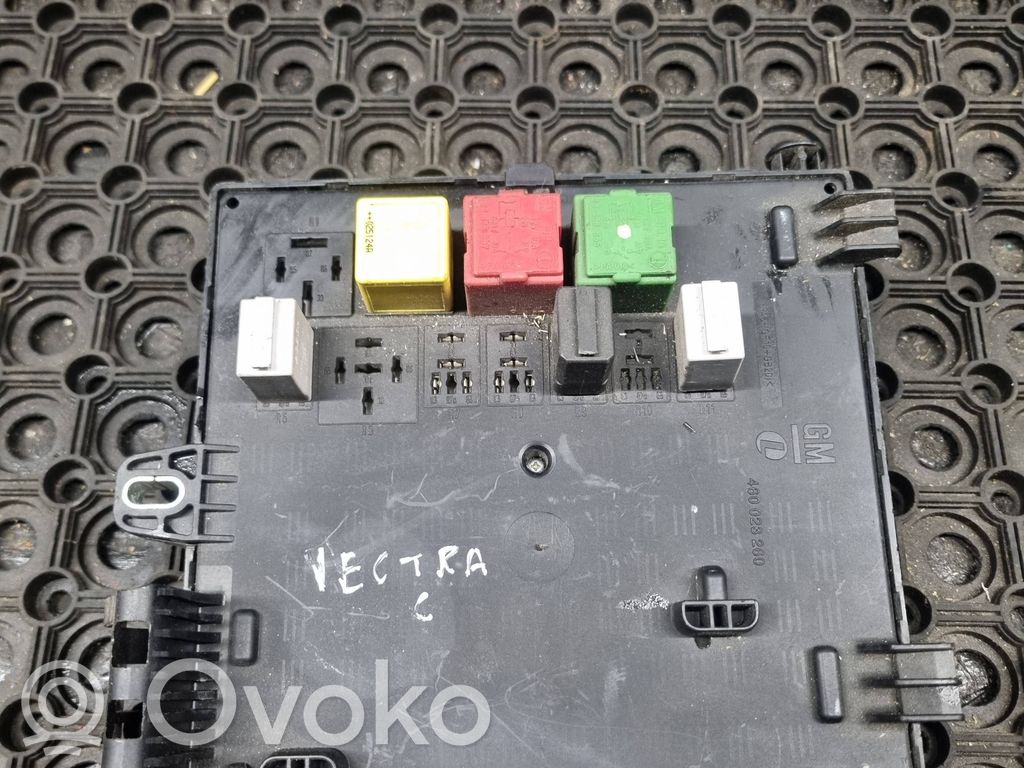 Opel Vectra C Fuse box set 