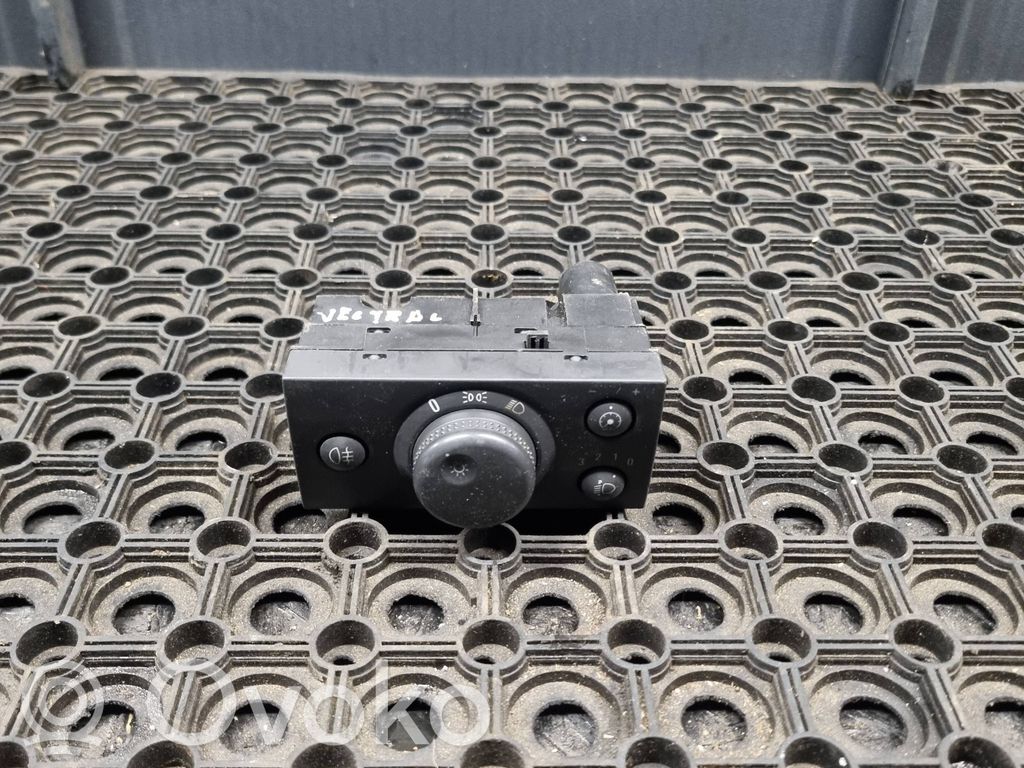 Opel Vectra C Light switch 