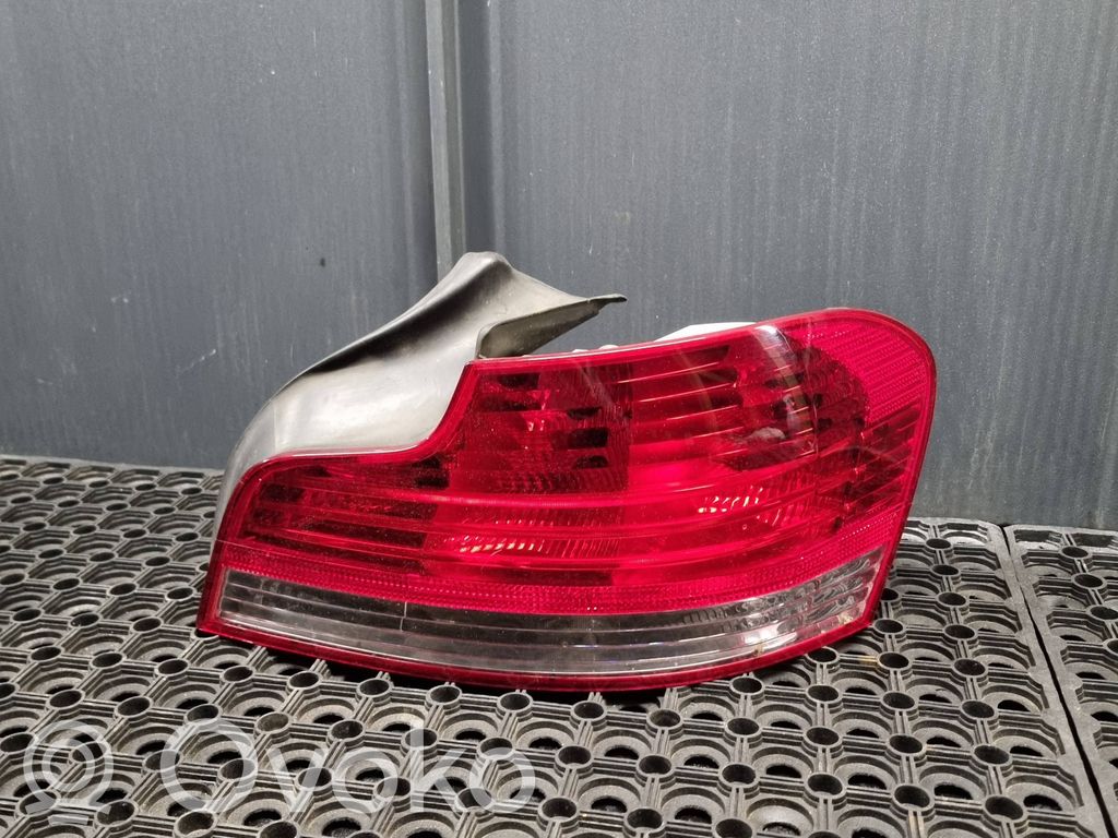 Rear/tail lights   6924520,0022145,2VP00961502