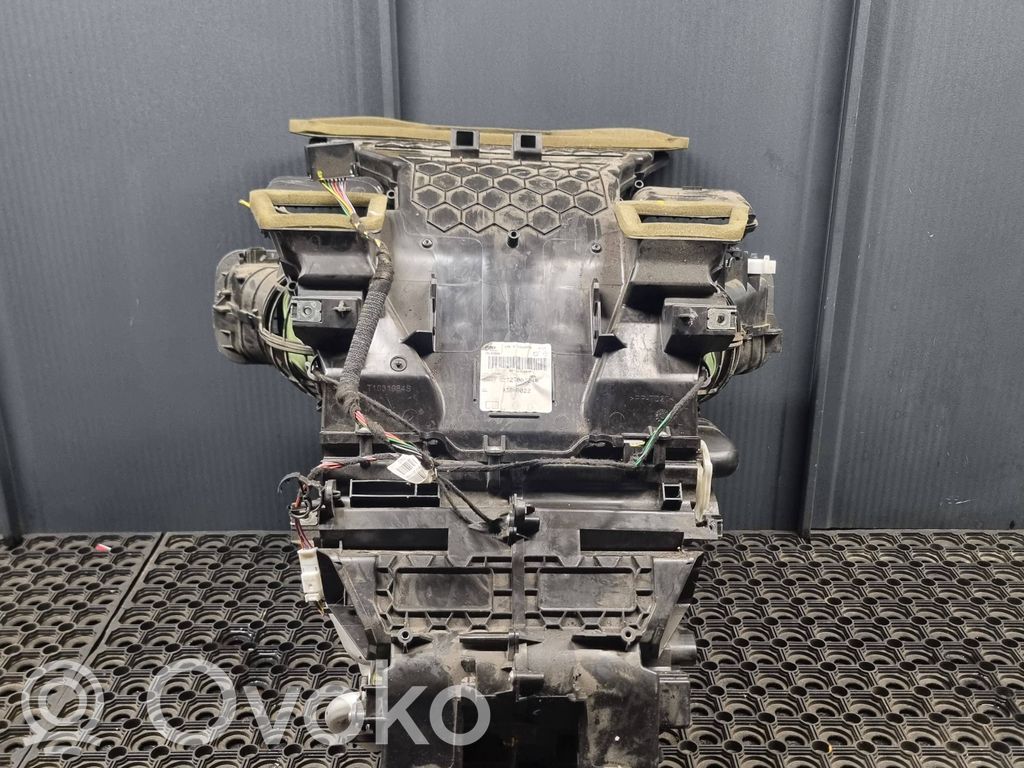 Renault Trafic III (X82) Nagrzewnica / Komplet 