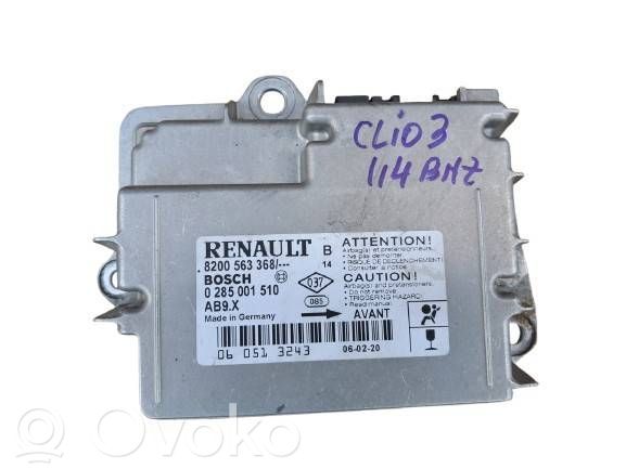 Renault Clio III Airbag control unit/module 