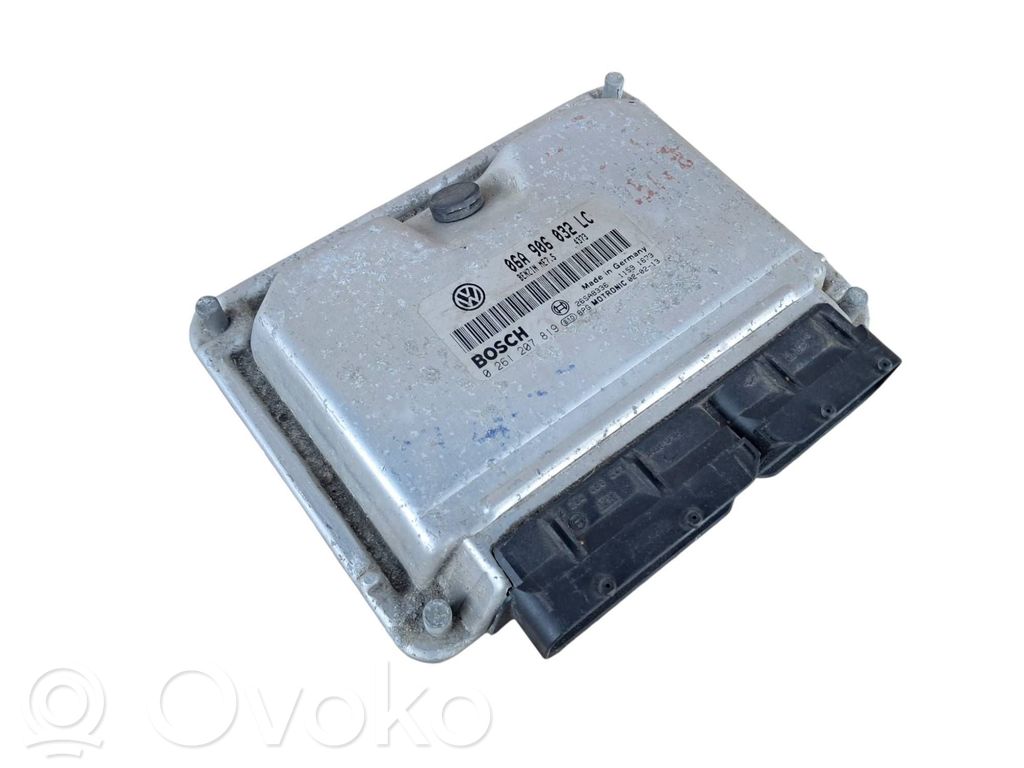 Volkswagen Golf IV Centralina/modulo motore ECU 