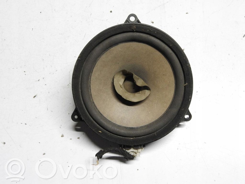 Mazda 2 Skaļrunis (-i) priekšējās durvīs 
