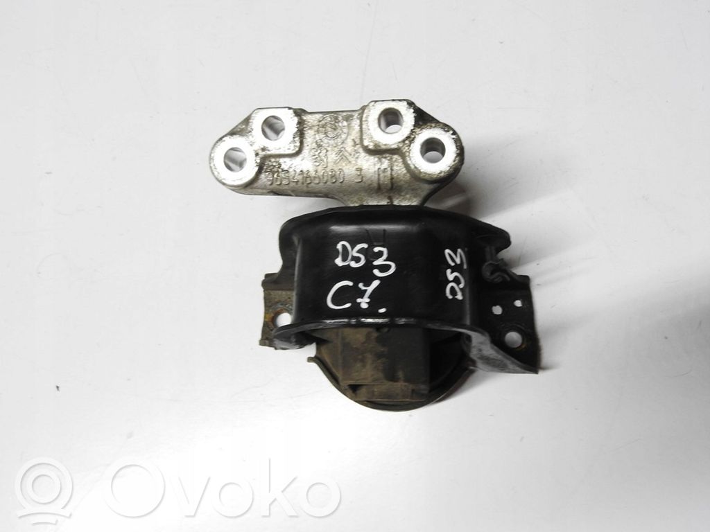 Citroen DS3 Engine mount bracket 