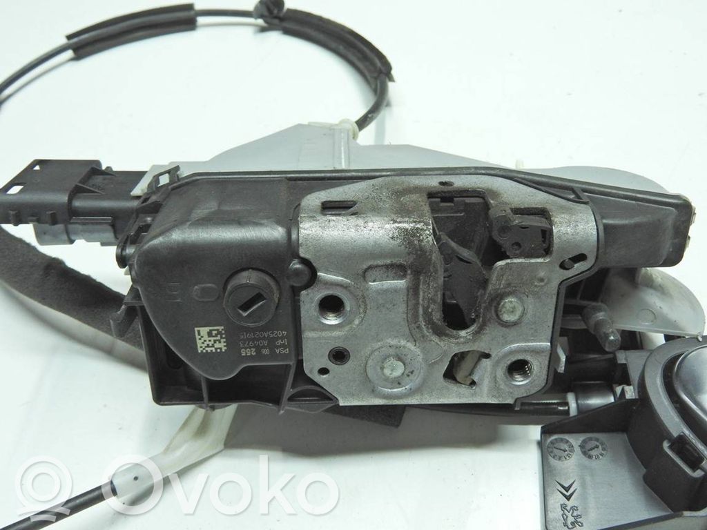 Citroen DS3 Front door lock 