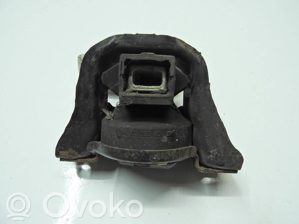 Citroen DS3 Engine mount bracket 