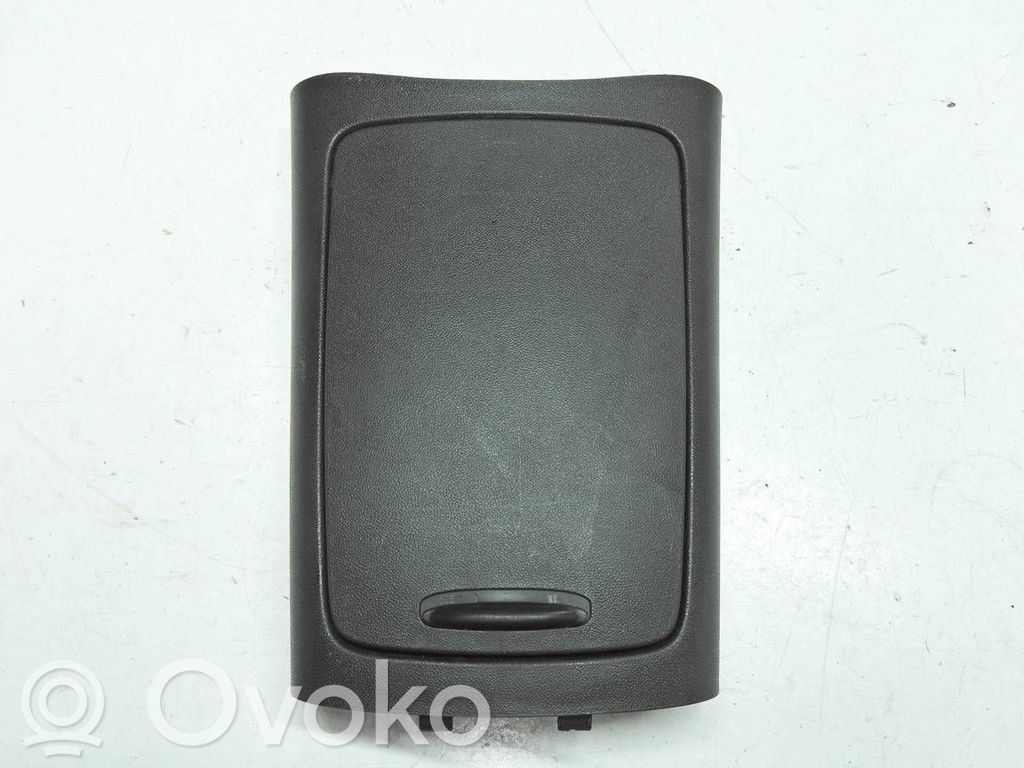 KIA Ceed Cup holder 