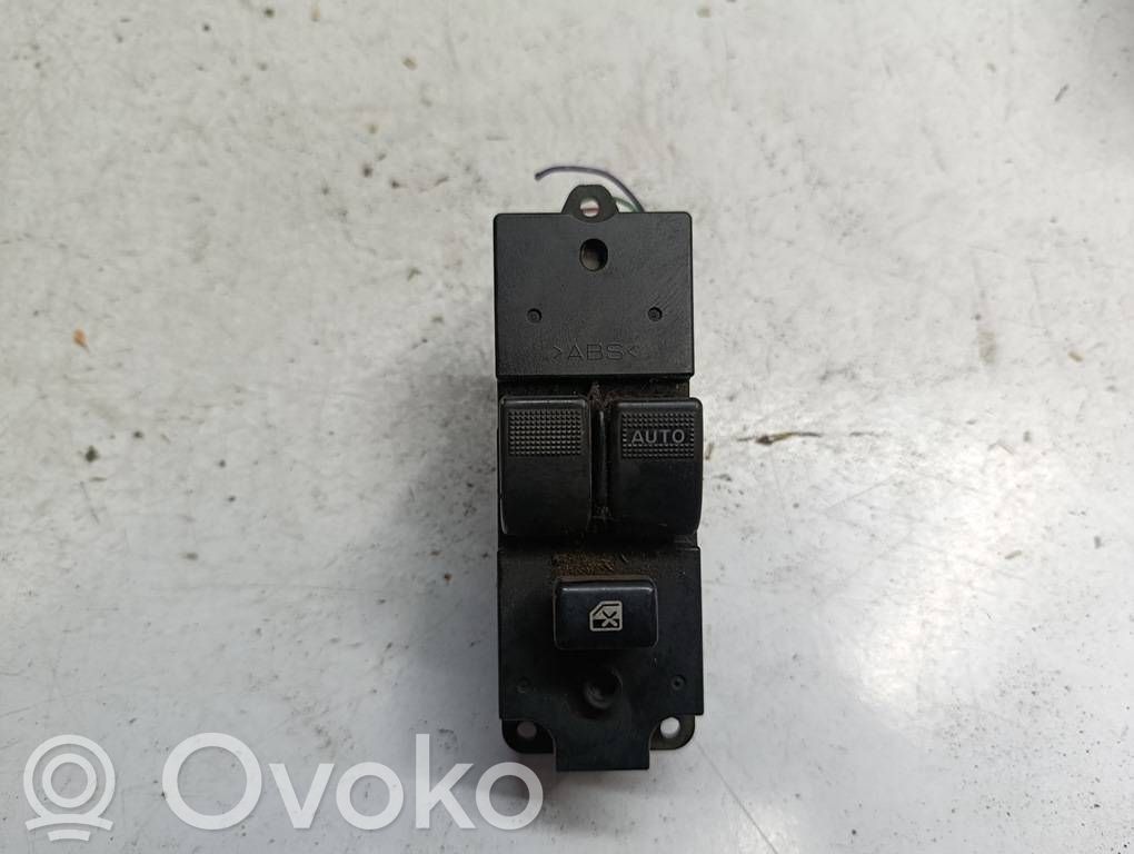 Mazda Premacy Electric window control switch 