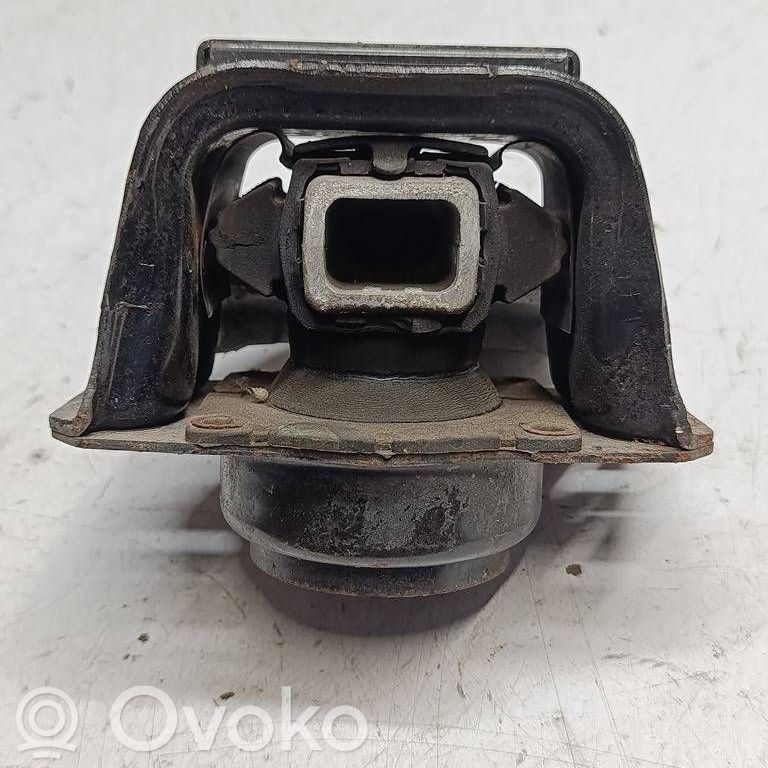 Citroen DS4 Engine mount bracket 
