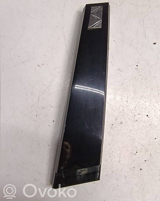 Citroen DS4 Front door trim (molding) 
