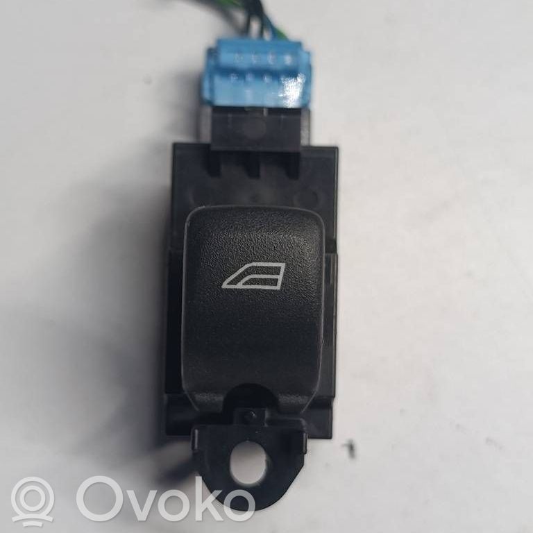 Electric window control switch   31272012,11W091