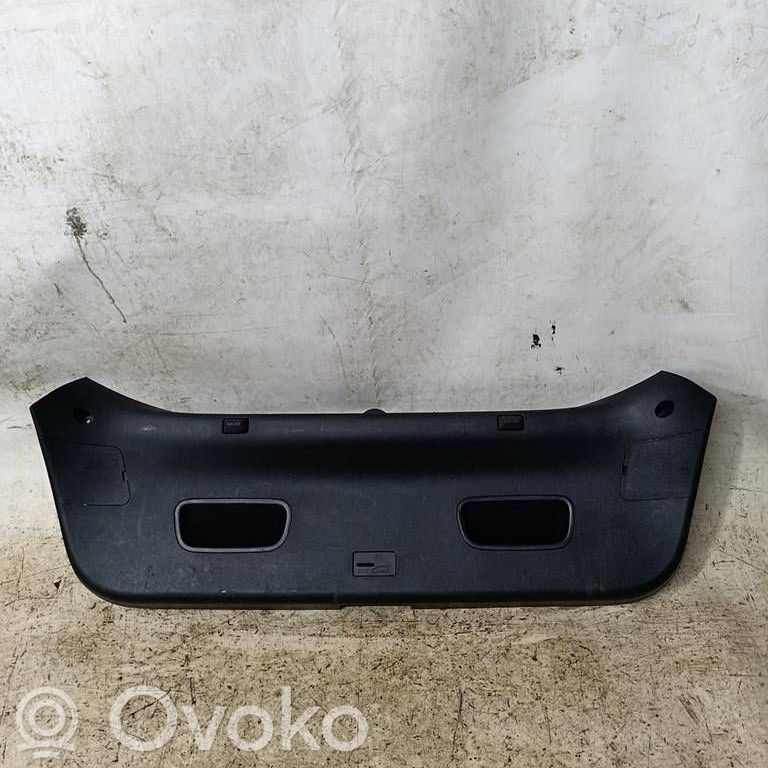 KIA Ceed Garnitures hayon 