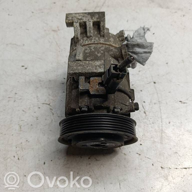 Ilmastointilaitteen kompressorin pumppu (A/C)   JDCAE11
