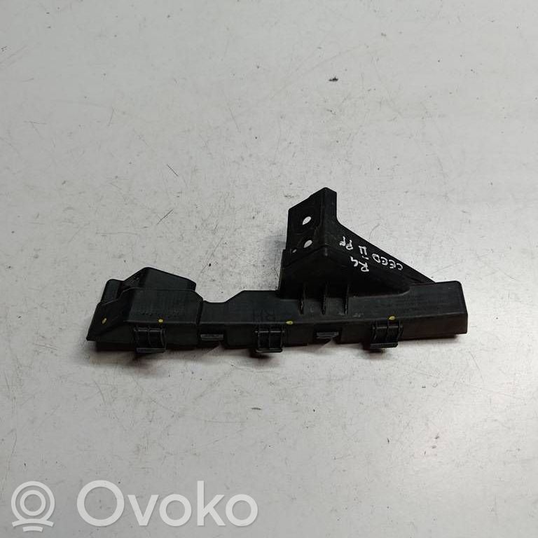 KIA Ceed Front bumper mounting bracket 