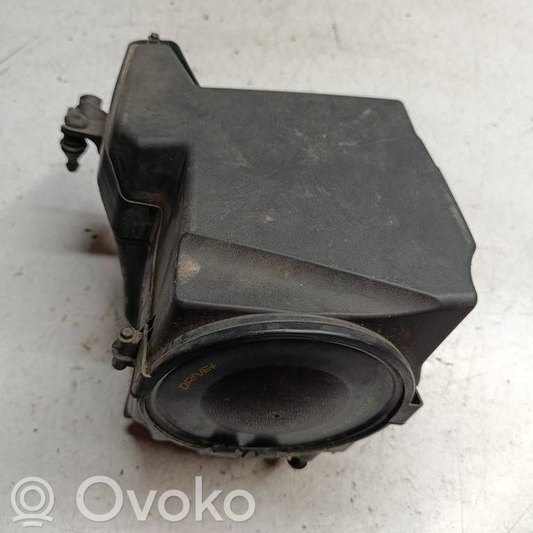 Volvo V40 Air filter box 
