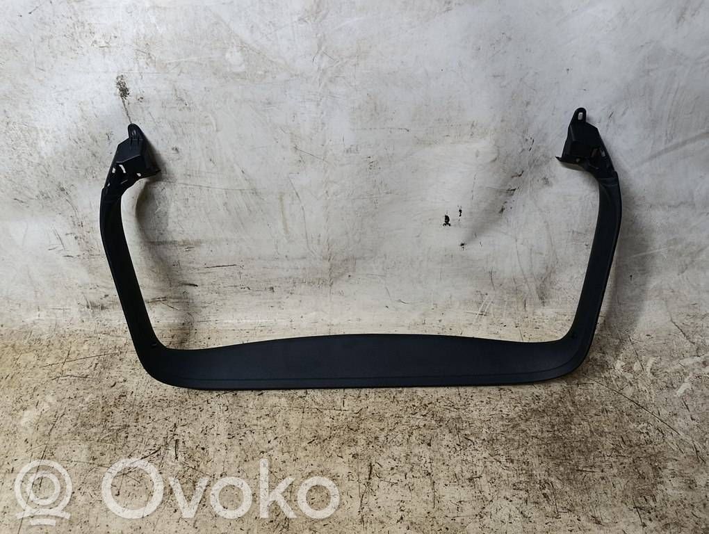 Audi Q2 - Tailgate trim 