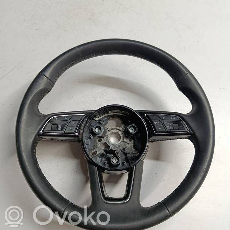 Audi Q2 - Stūre 