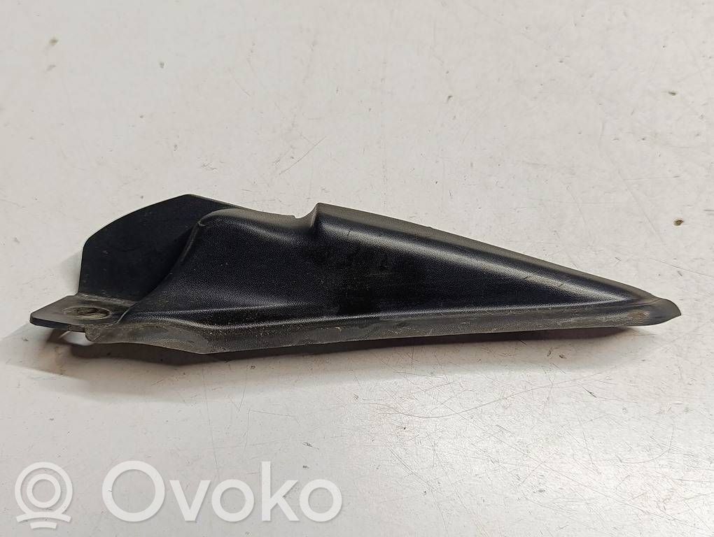 Renault Captur Windshield trim 