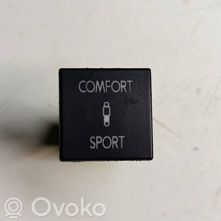 Volkswagen Scirocco Suspension ride height/mode switch 