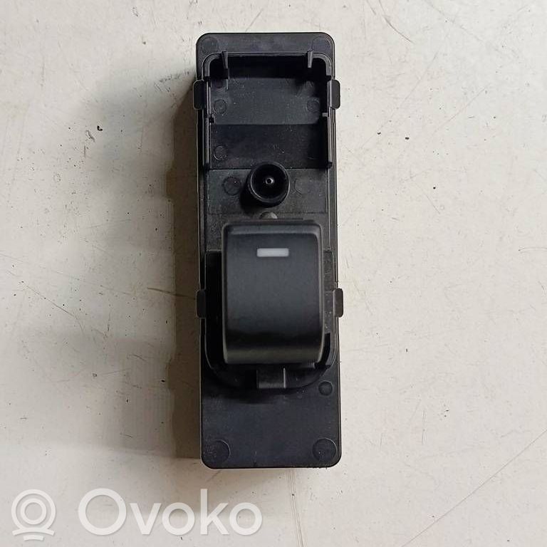 Mazda 6 Electric window control switch 