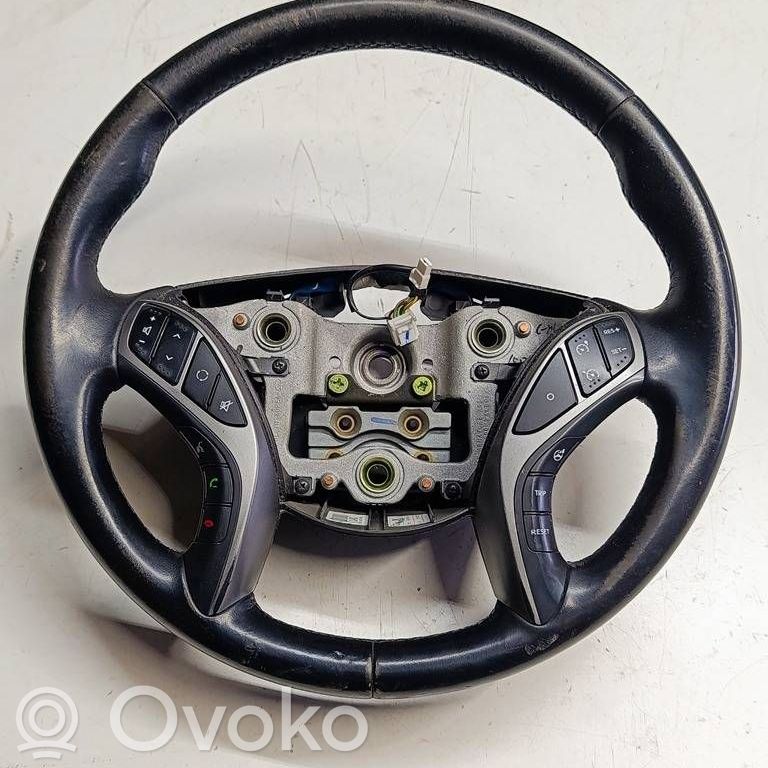 Hyundai i30 Ohjauspyörä 