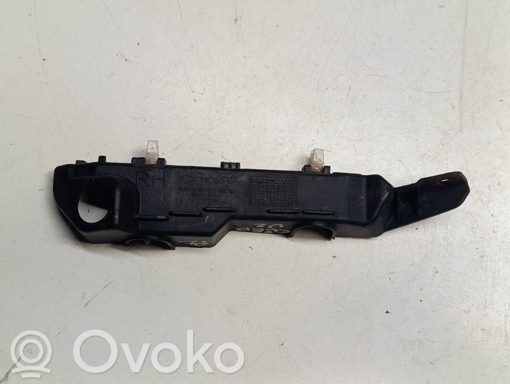 KIA Ceed Front bumper mounting bracket 