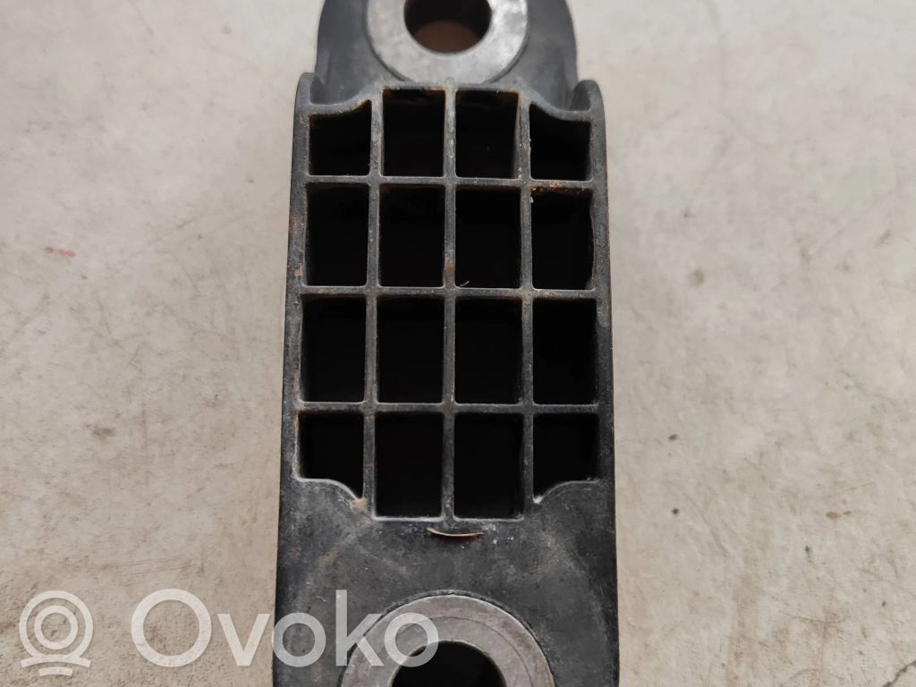 BMW 3 G20 G21 Sway bar bush bracket, front 