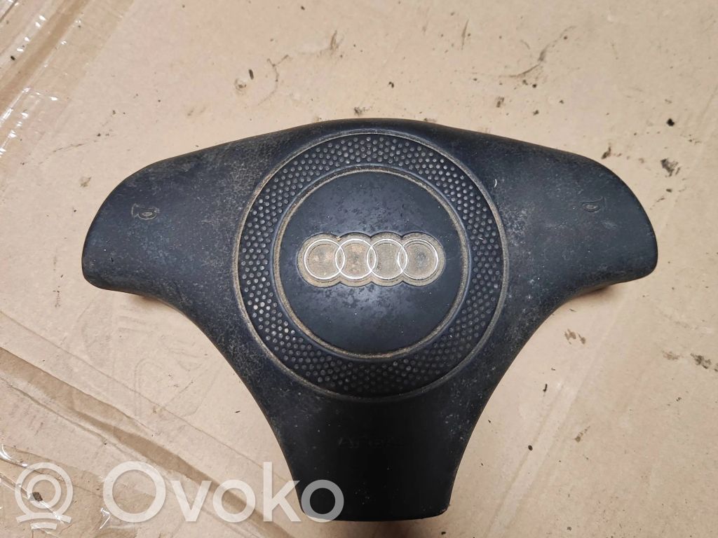 Audi A4 S4 B5 8D Ohjauspyörän turvatyyny 