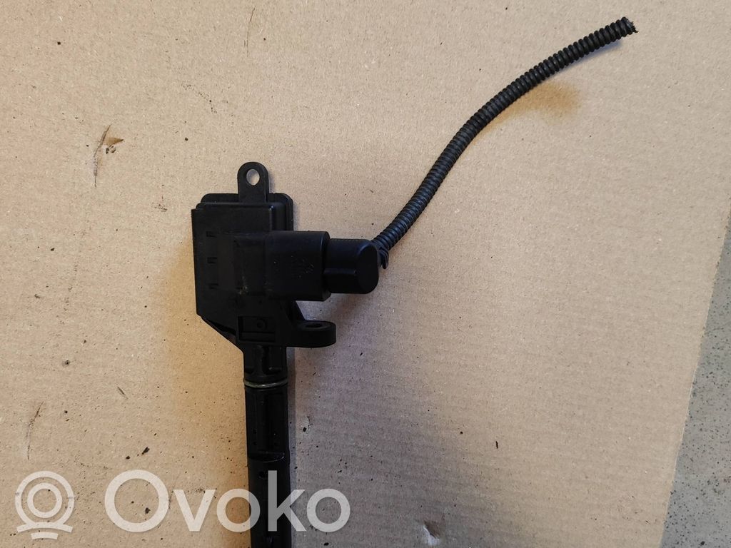 Volkswagen Polo IV 9N3 Oil level sensor 