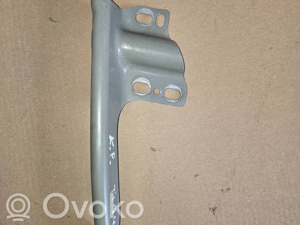 Volkswagen Tiguan Bridă fixare aripă față 