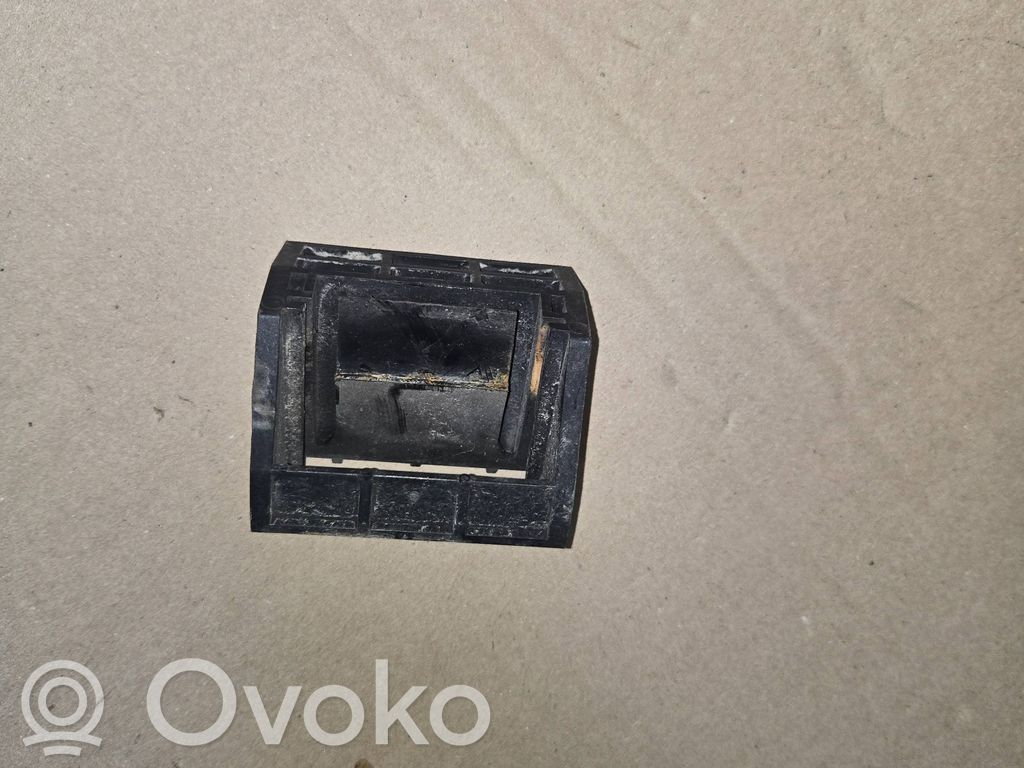 BMW X5 F15 Radiator mount bracket 