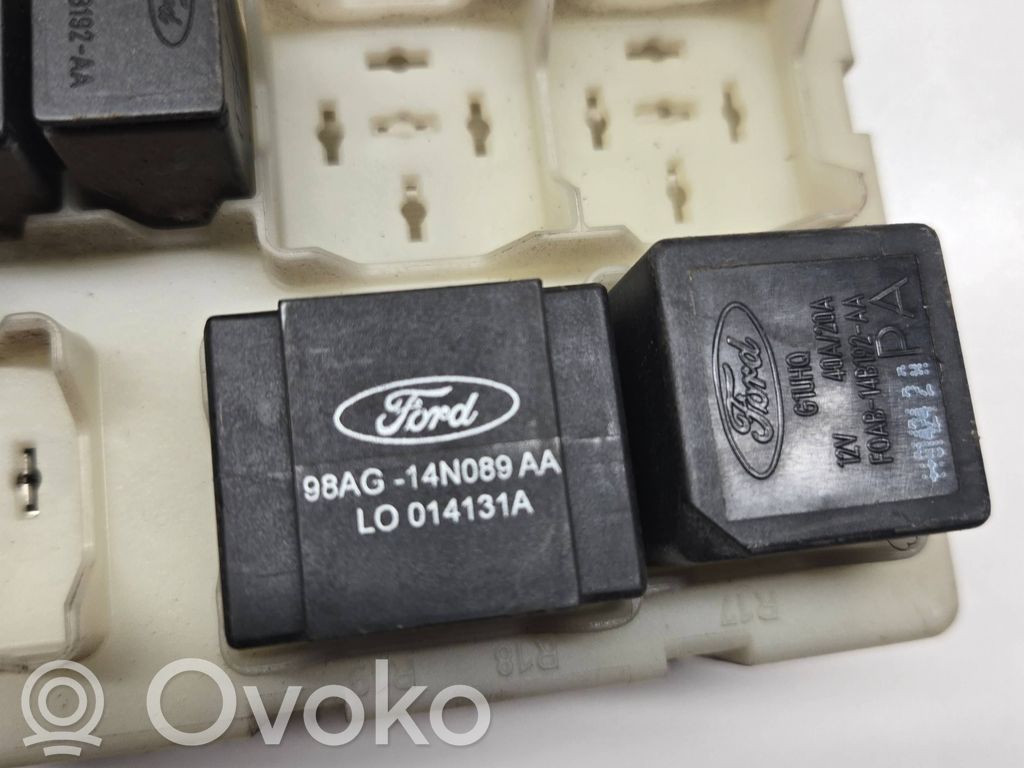 Ford Focus Saugiklių dėžė (komplektas) 