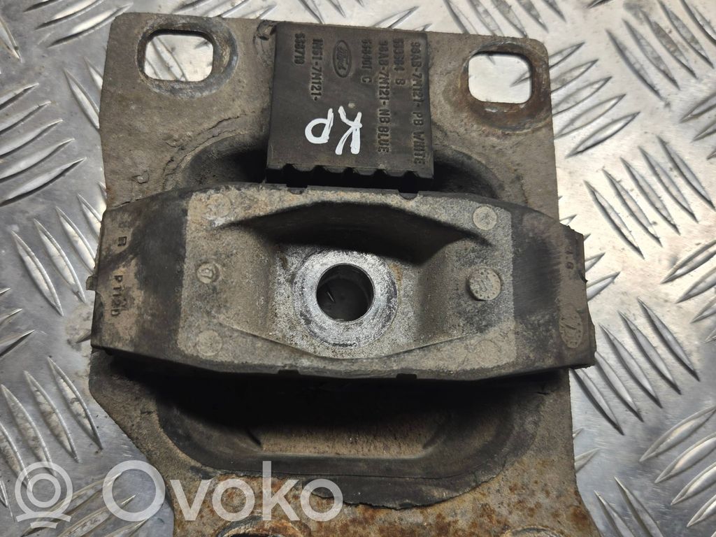 Ford Focus Gearbox mount 