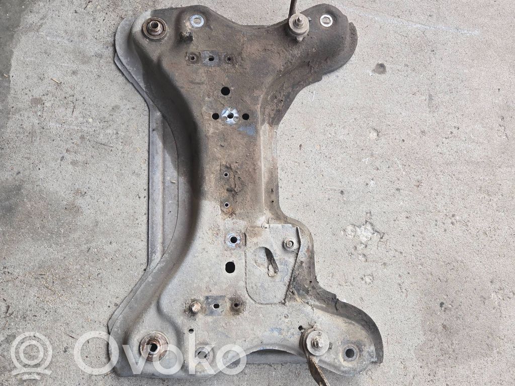 Opel Vivaro Front subframe 
