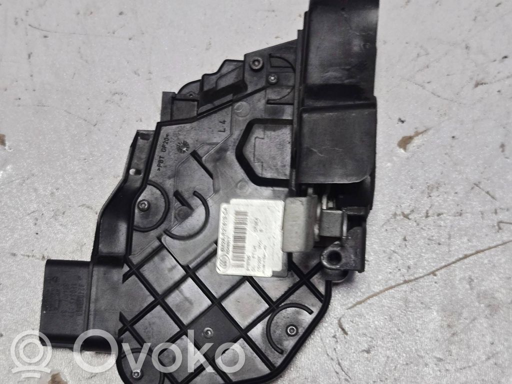 Ford Mondeo MK IV Priekšpusē slēdzene 