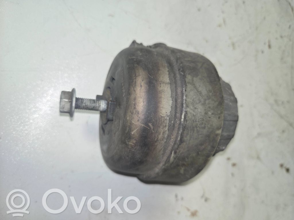 Audi A6 S6 C6 4F Engine mount bracket 