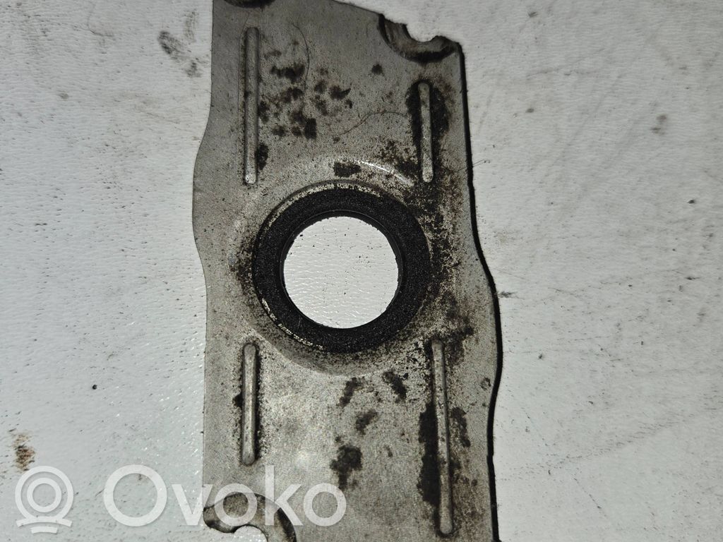 Audi A6 S6 C6 4F Fuel Injector clamp holder 