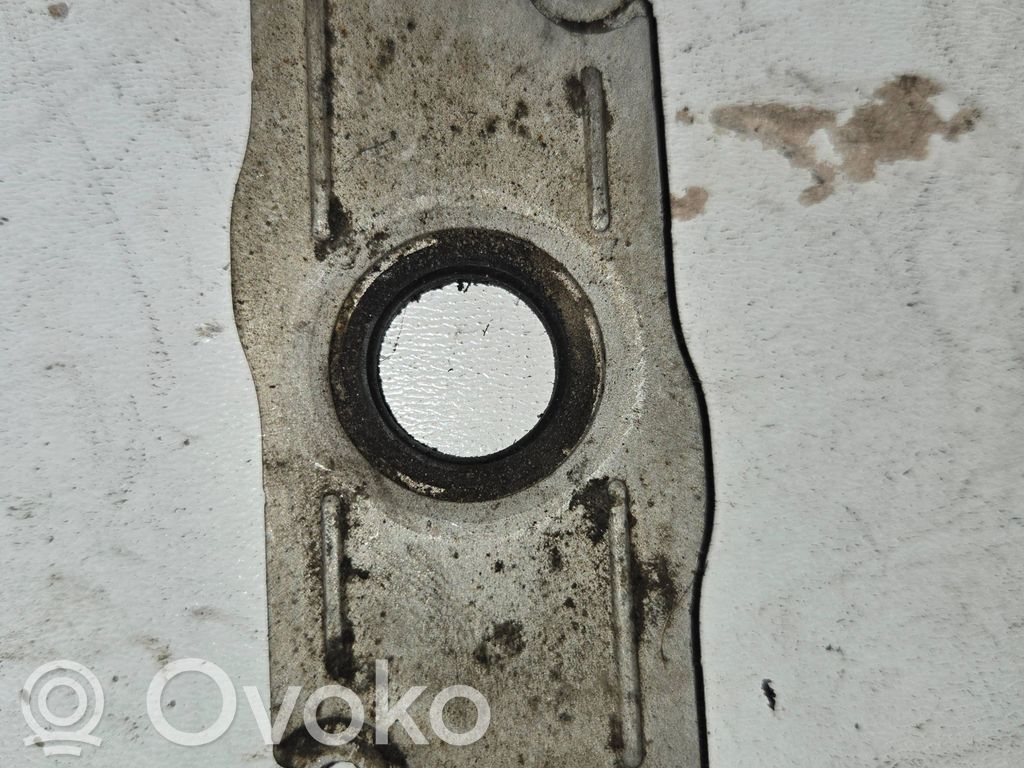 Audi A6 S6 C6 4F Fuel Injector clamp holder 