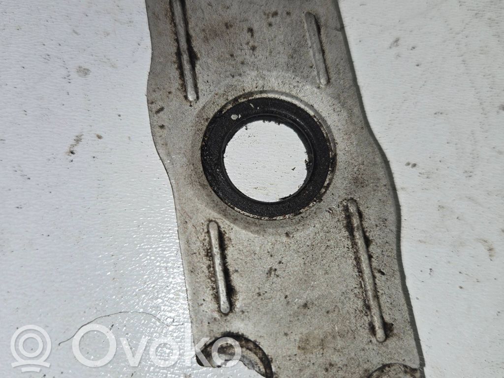 Audi A6 S6 C6 4F Fuel Injector clamp holder 