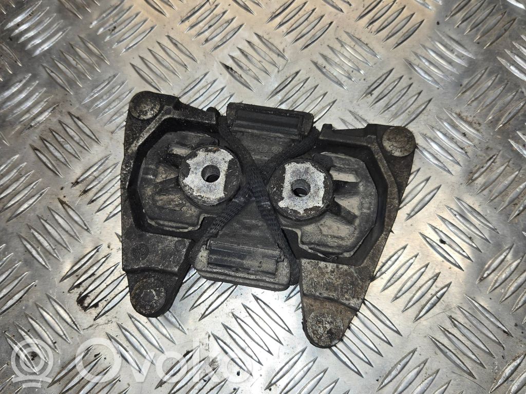 Audi A6 S6 C6 4F Pārnesumkārbas spilvens 