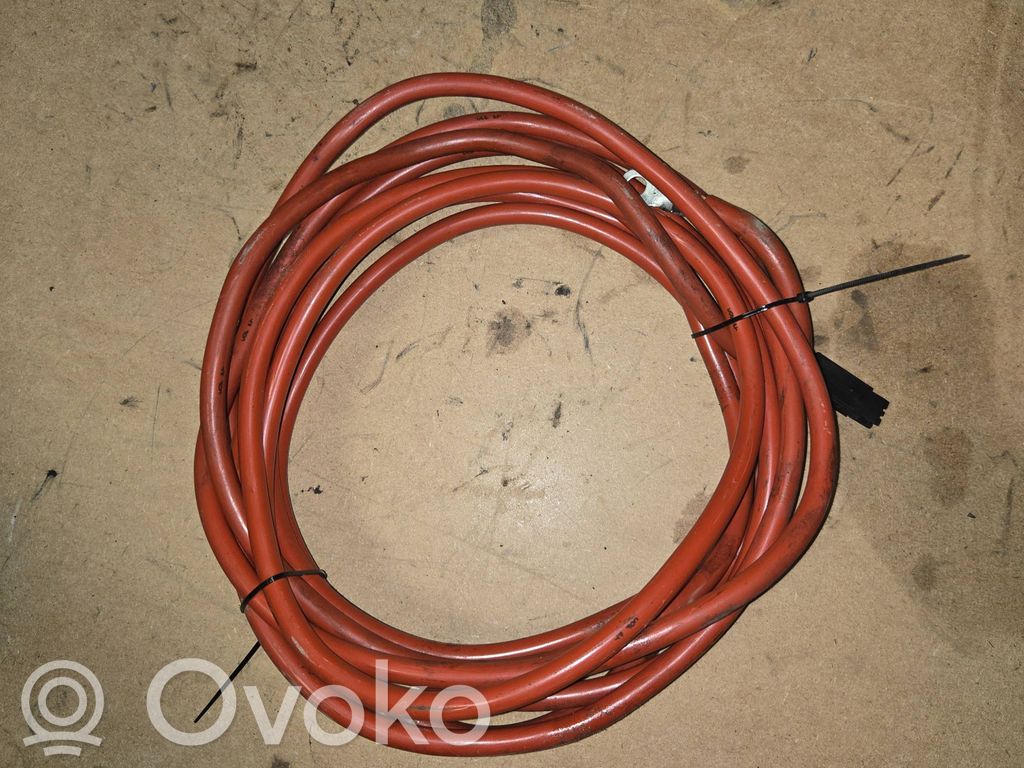 BMW X3 F25 Cable positivo (batería) 