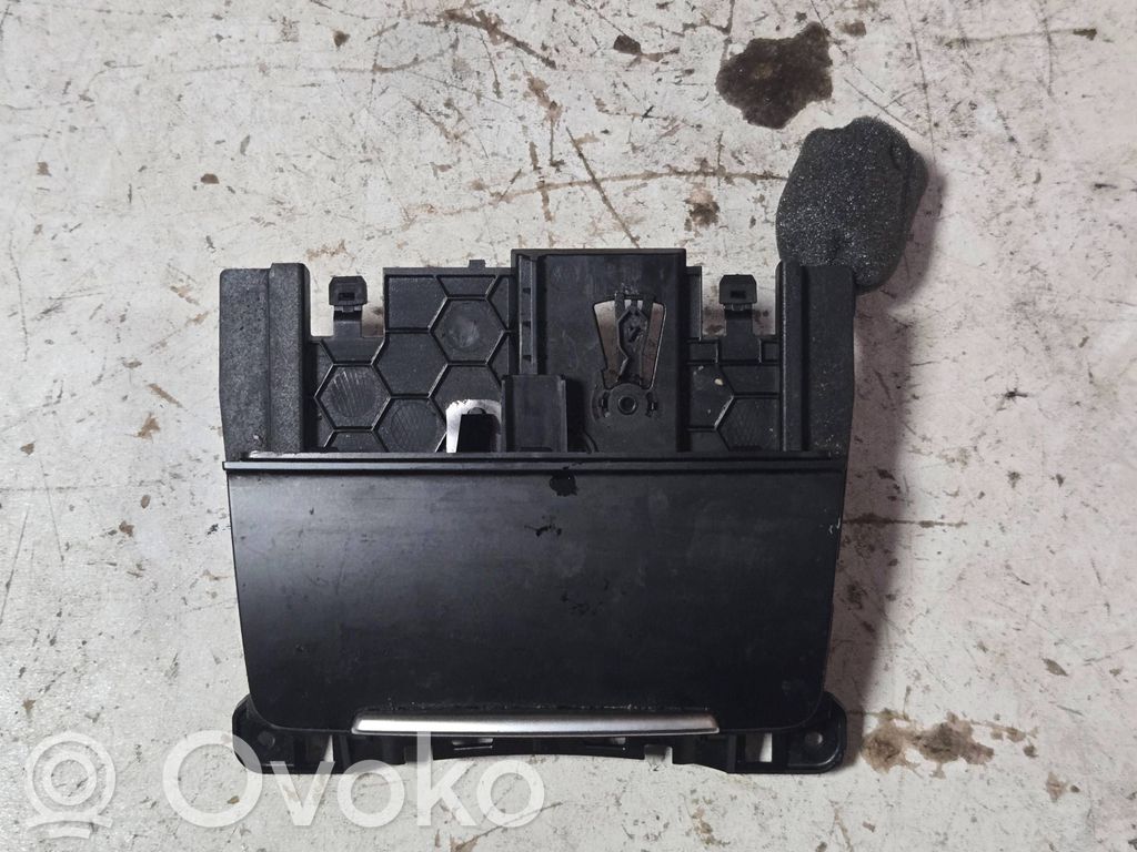 Audi Q5 SQ5 8R Ashtray (front) 