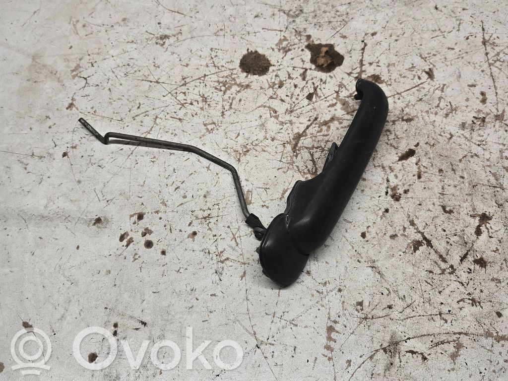 Manecilla externa puerta delantera