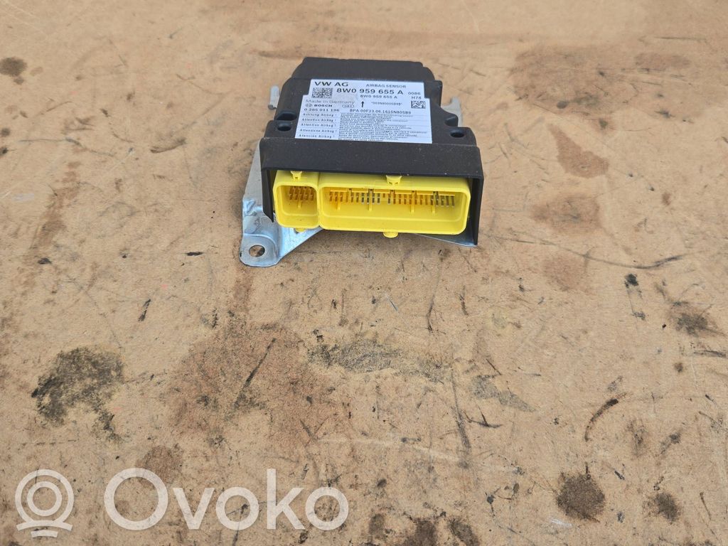 Audi A4 S4 B9 Airbag control unit/module 