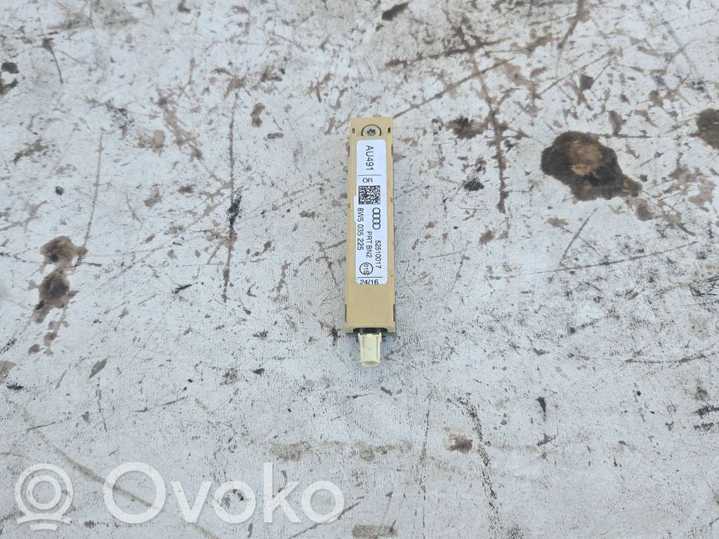 Antenos stiprintuvas   8W5035225