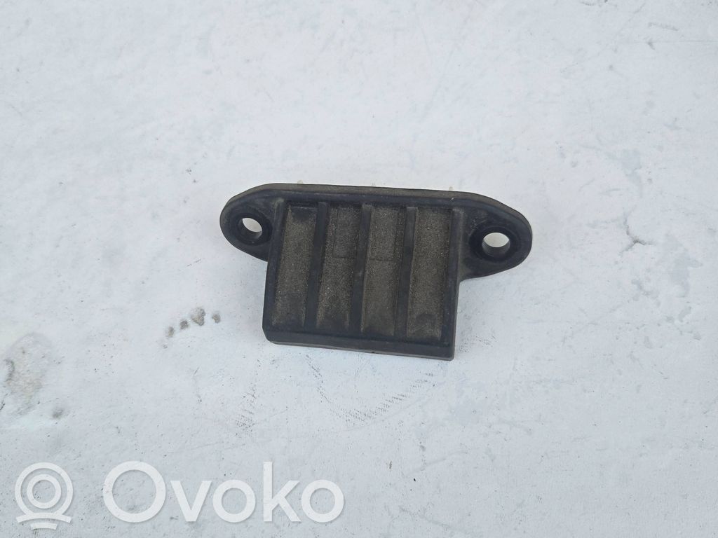 Toyota RAV 4 (XA40) Tailgate opening switch 