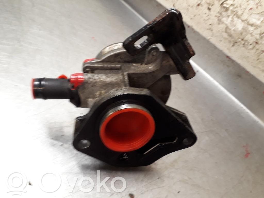 Nissan NV200 Pompa podciśnienia 